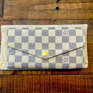LV Sarah Wallet / Damier Azur